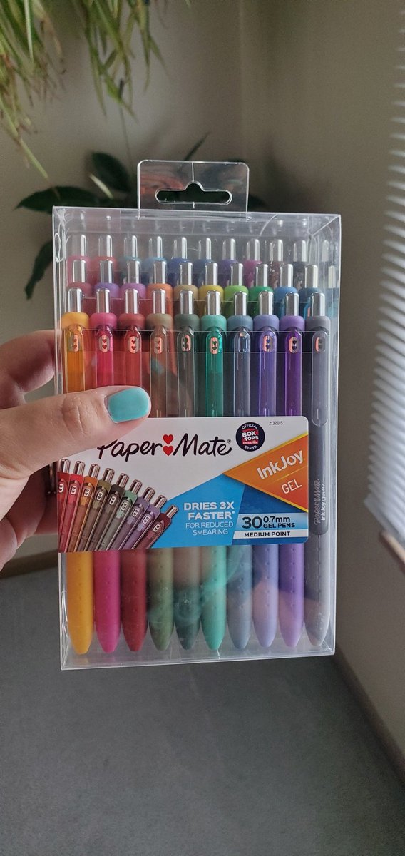 Colleen Hanson tweet media