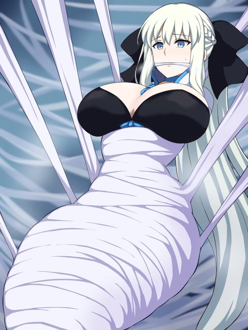 #自分の好きなキャラ一人の画像を四枚貼る 