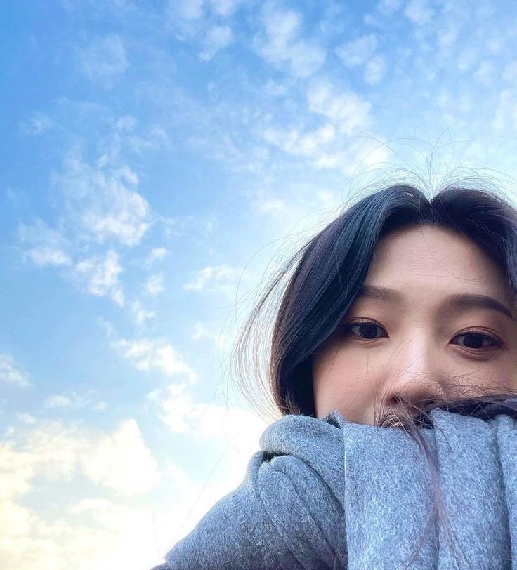 1996FEED's tweet photo. ☁️☁️
#조이 #JOY #청하 #CHUNGHA https://t.co/p85o5tCNhH