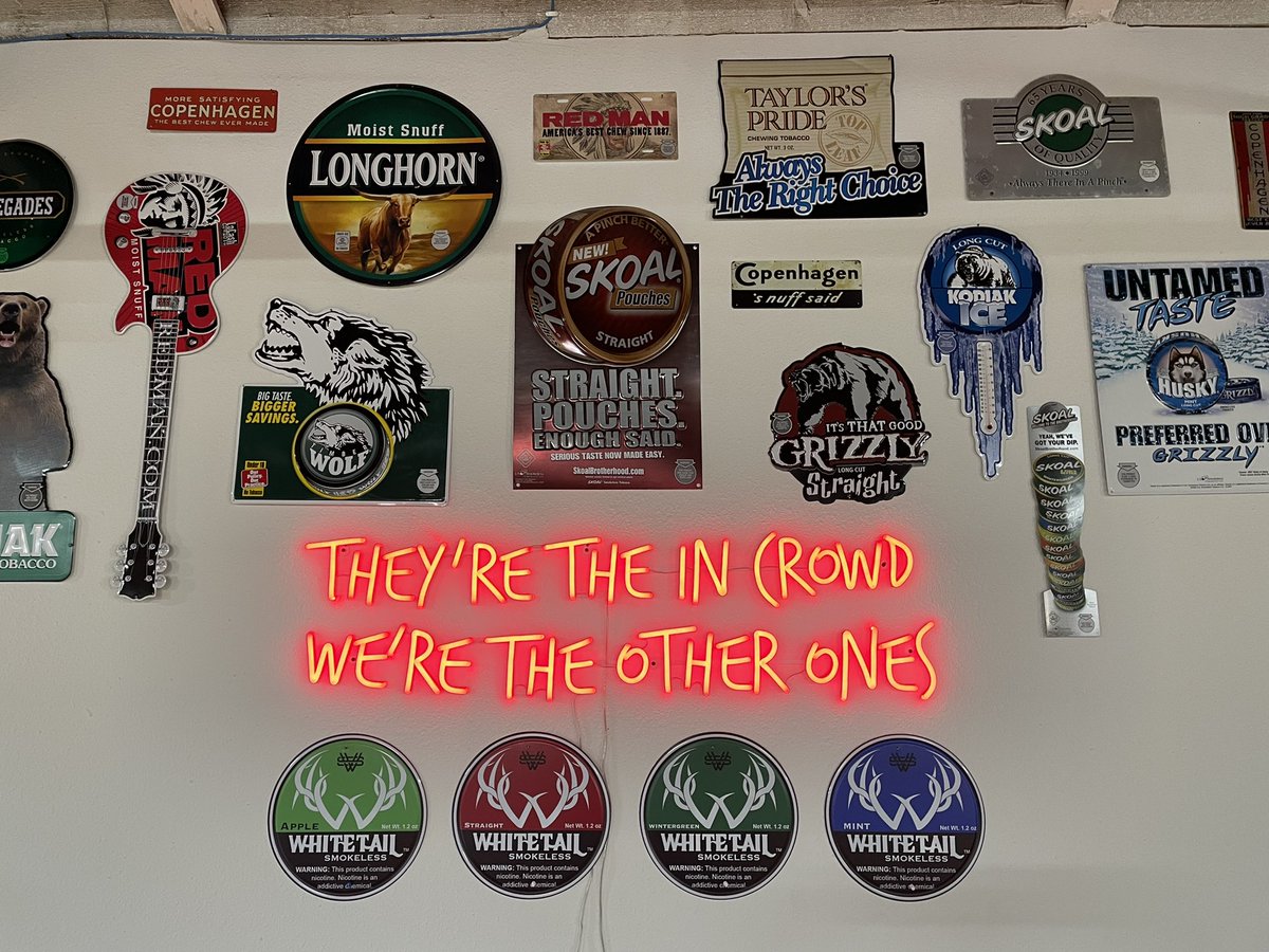 whitetaildip's tweet photo. The #ericchurch song #Outsiders has been our mantra since day one

#independent 
#SmallBiz 
#familyowned
#handcrafted 
#smallbatch 
#nicotine or #nicotinefree 
#tobaccofree
#nicotinepouches or #longcut

#Jointheevolution

#quitchewing
#quittobacco 
#smallbusiness #familybusiness https://t.co/CluKKT7XG7