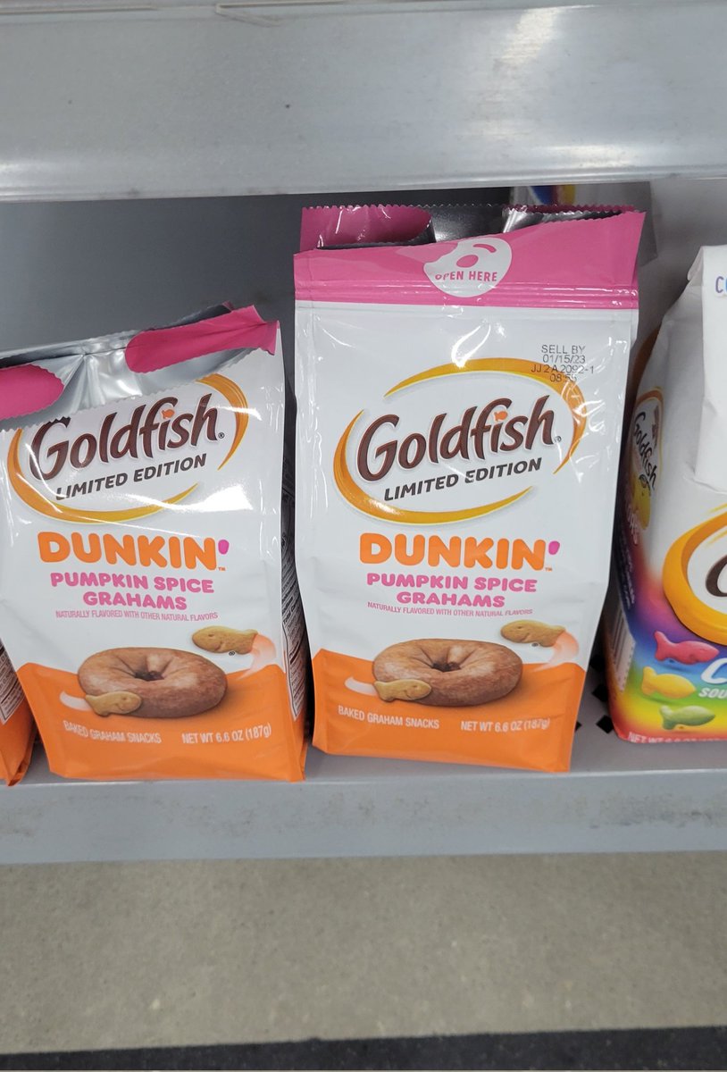 Never thought I'd see these 2 together. Strange colabs of 2022...🤷🏻