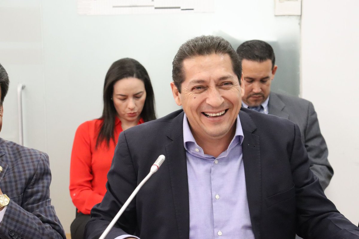TROYA_Marco's tweet photo. 📍#Quito
Ayer en @FiscalizacionAN recibimos las comparecencias de autoridades de #EmpresasPúblicas y funcionarios para que expliquen el desempeño económico y administrativo de las #EP: FLOPEC, CELEC, CNEL, CNT,CNEL.
#MarcoTROYA #Fluminense #Firmeza #SinMiedos #SinOdios https://t.co/vhanE0uQSo