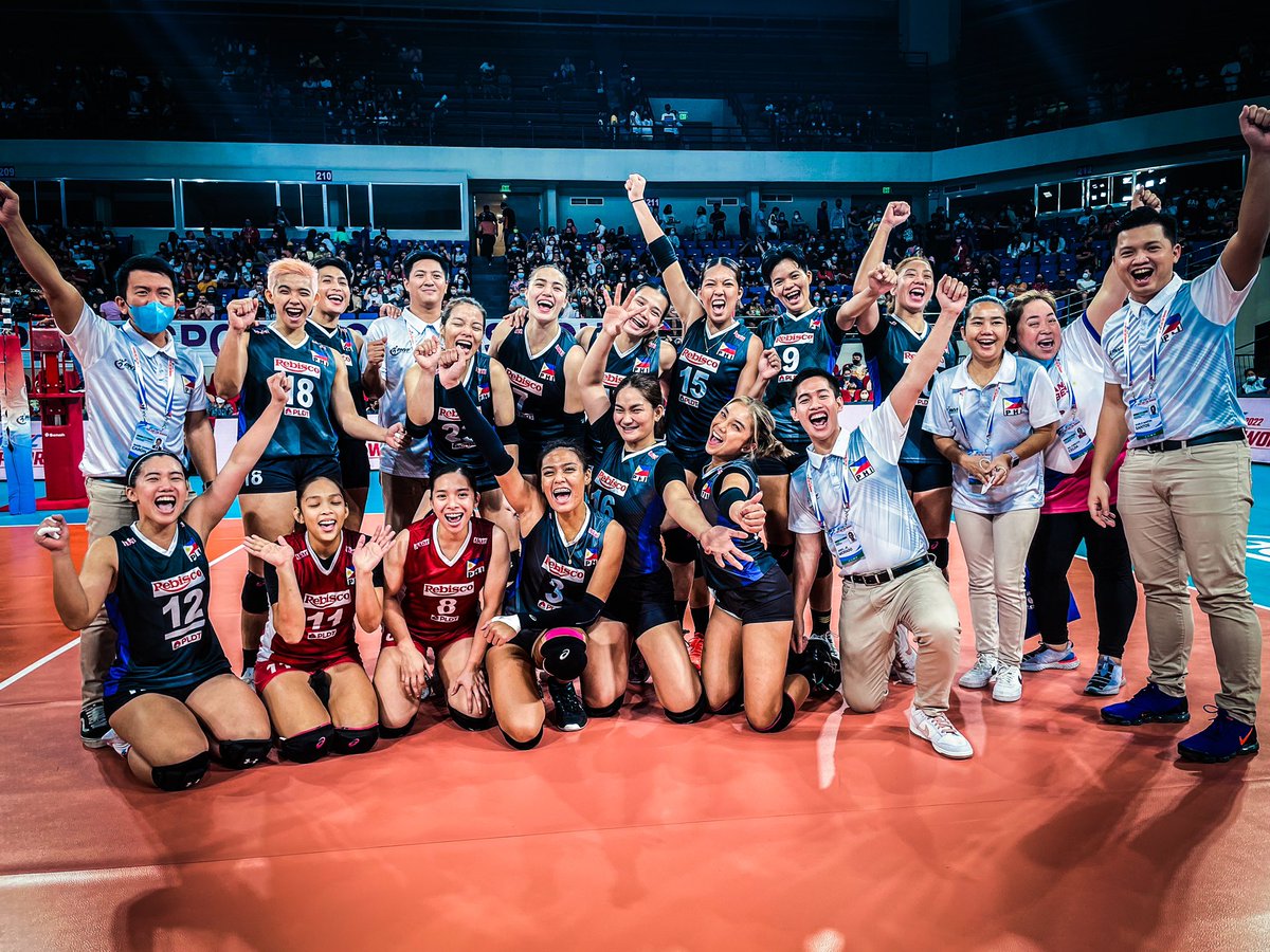 volleyball_phi's tweet photo. V V V VICTORY!!!!! 🇵🇭 #AVCCupForWomen https://t.co/kL5ttsGue4