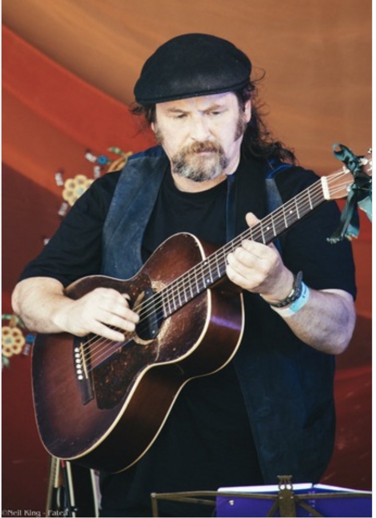 katiegraceharri's tweet photo. Thanks to Neil King from @Fatea_Magazine for these lovely official pics from @PurbeckFolk Festival. Andy Nice @JonFletcher_ music and I had a fab time! #festival #folkfestival #ukfolk #britishfolk #folkuk https://t.co/4JZZ7kCTL0