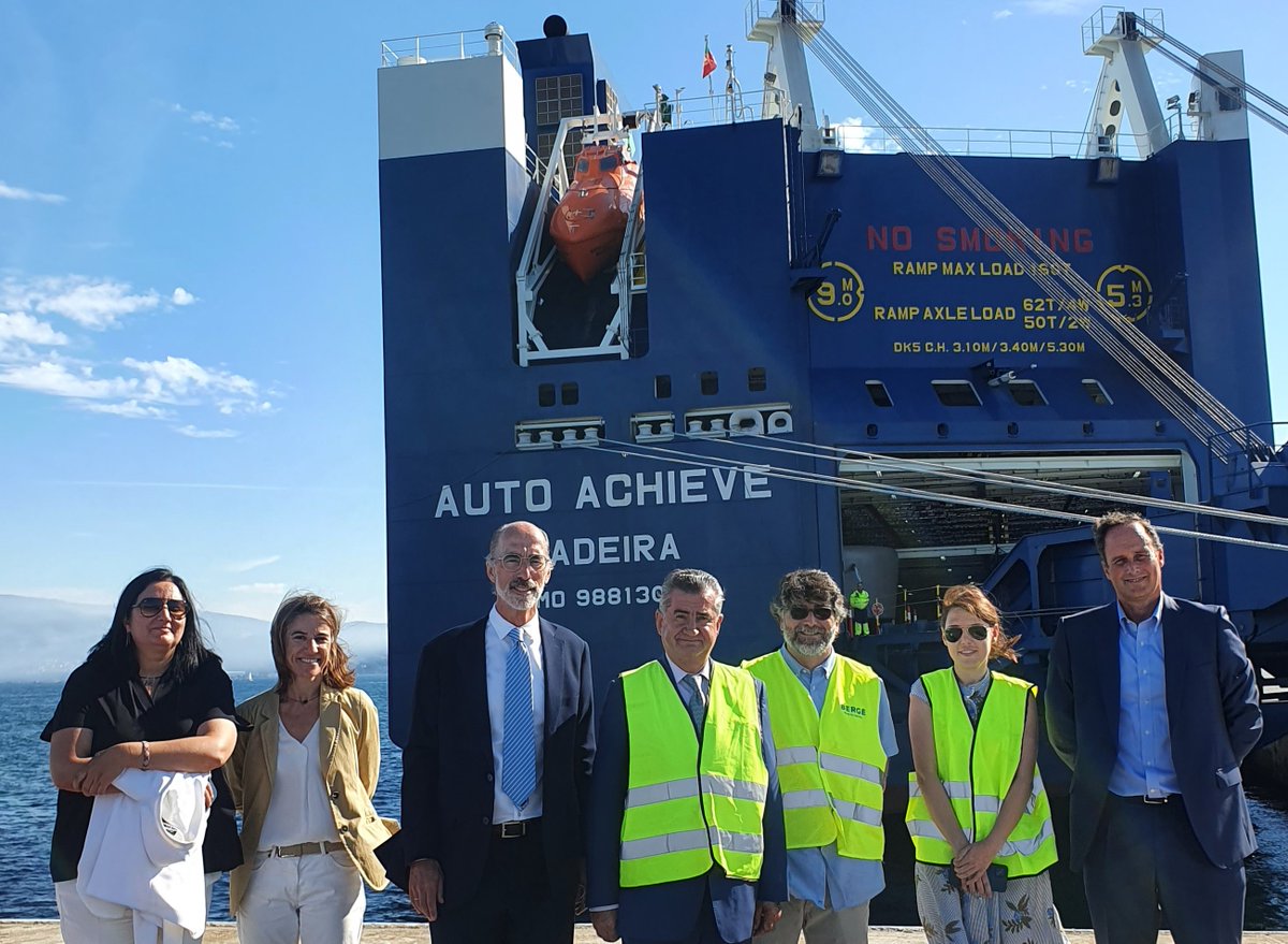 IPesqueras's tweet photo. #Puertos | El @PuertoDeVigo, primero en España en recibir la escala del buque híbrido #AutoAchieve
https://t.co/mYgcRS8cE4 https://t.co/lA1PjIGvGL