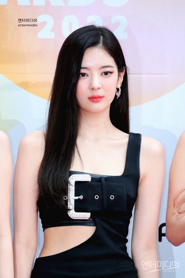 CJSGLOBAL's tweet photo. [PHOTO] 220825 LIA at the K Global Heart Dream Awards 2022 red carpet (© entermedia)

#LIA #리아 @ITZYofficial https://t.co/GPgvs1lV7C