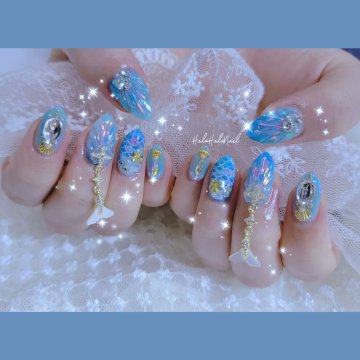 痛ネイル ハロハロネイル