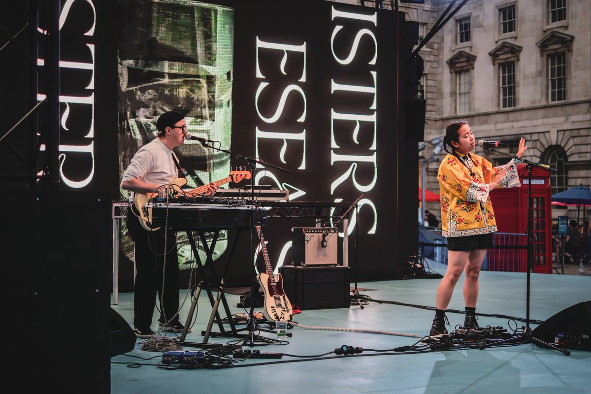 mui_zyu's tweet photo. so so grateful to have been a little part of the @EseaSisters takeover at @SomersetHouse - a wonderful celebration of some our sisters’ creativity, togetherness and chosen family.  won’t forget this special night💛

📸 by the excellent @_jymak 💫 https://t.co/MgcR7cwU0x