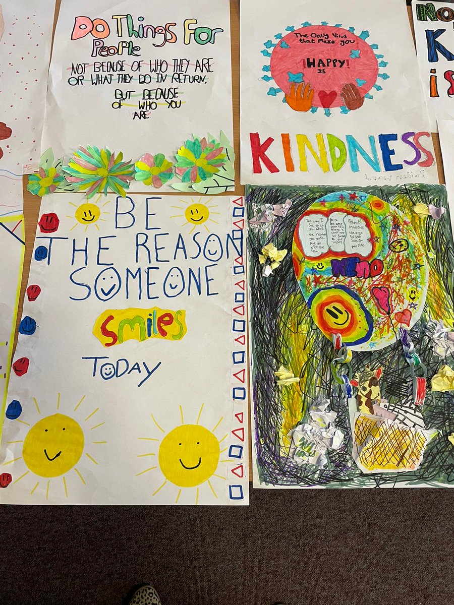 RHSocialSubject's tweet photo. Kindness Shines Through 1D2! Amazing teamwork to inspire everyone, from Mrs McColl's @renfrew_high  Social Subjects S1 class! #RHSvalues, #carefairrespecttrust #learning #achieving #workingtogether. https://t.co/83Cl2lo0oL