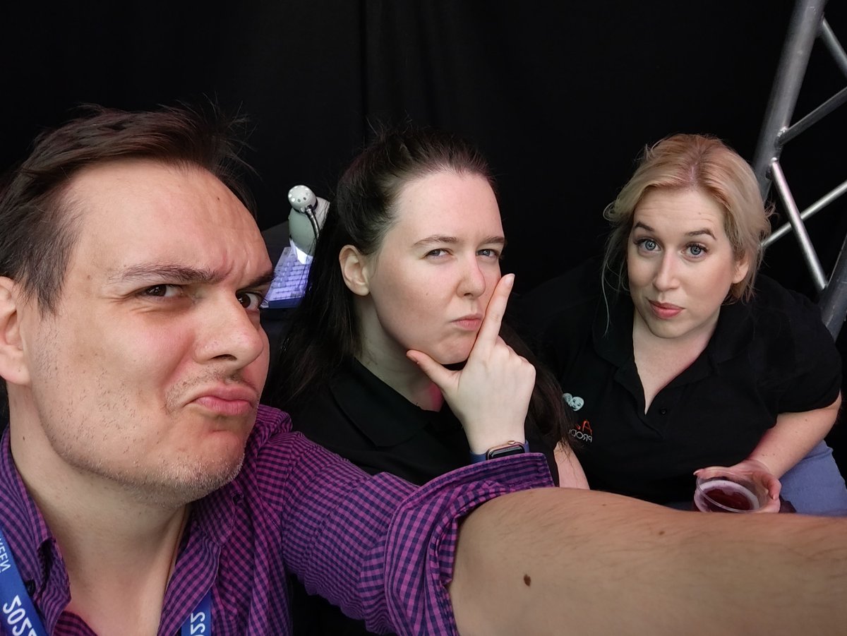 ProductionsLib's tweet image. More shows seen yesterday by some of the Animal Formers... First off we (almost) solved a murder mystery with @HighlySuspectUK - great show guys! Then we (somehow) threw in the location of Bolton in @ASDImprov  - really funny moments including Bovril! Support the Fringe!! 😁