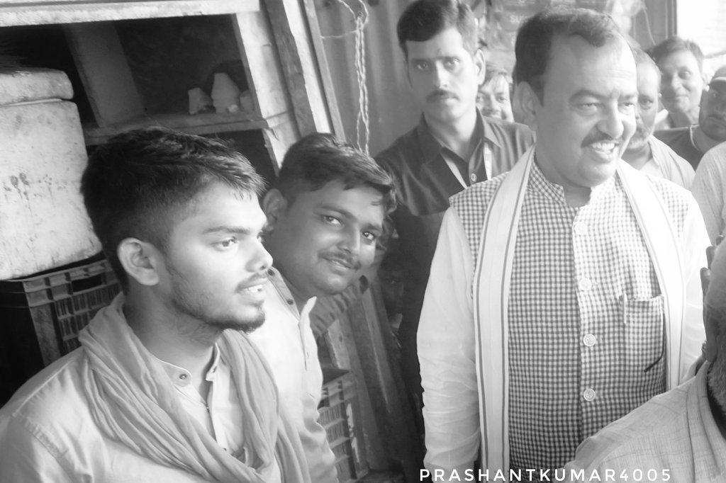 MohitRajput011's tweet photo. हौसला 💪

हमारे सौर्य केशव मौर्य ✌🏻❤️💐
@kpmaurya1 https://t.co/g5FLpZWv7K
