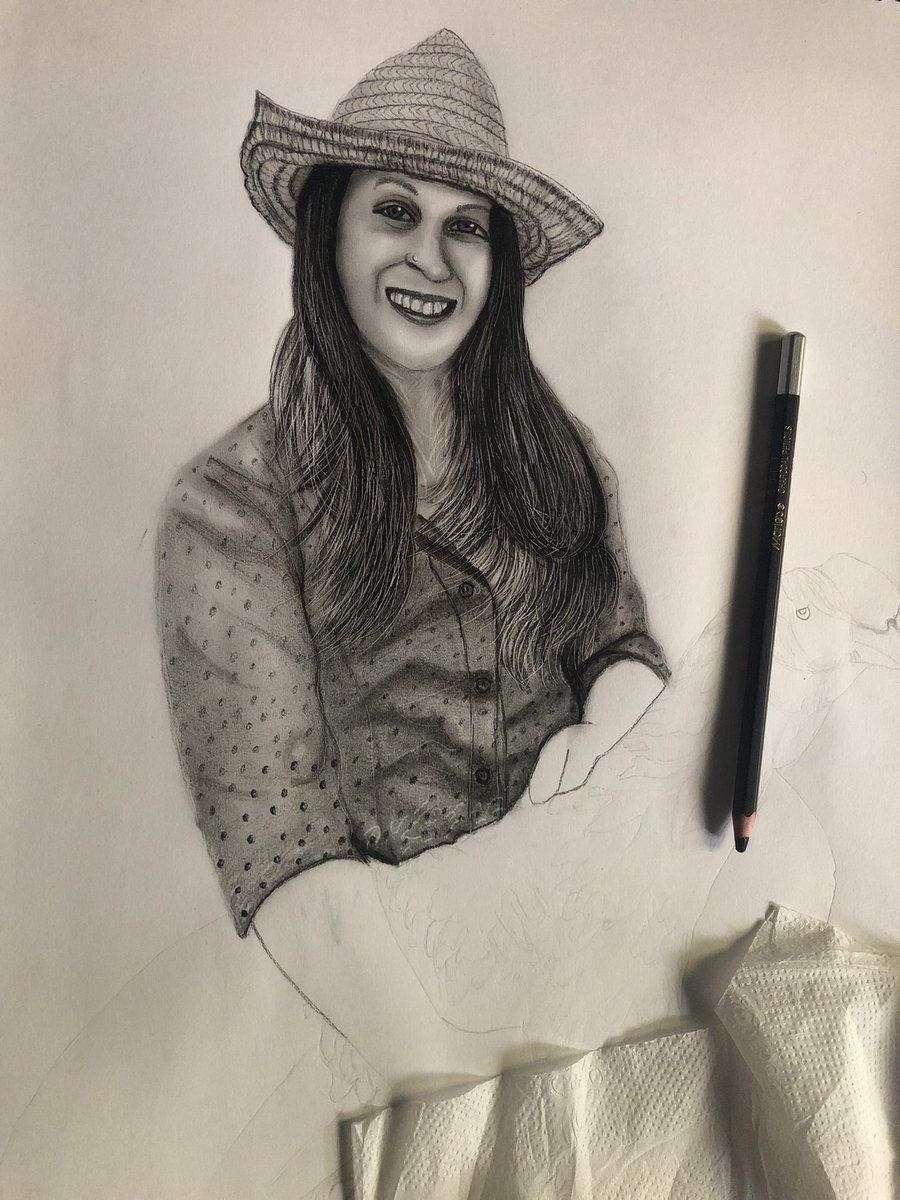 This is my new order coming soon and this is what I wear these days.  
.
.
.
.
If you want a pencil portrait please order now 

#Pencildrawing