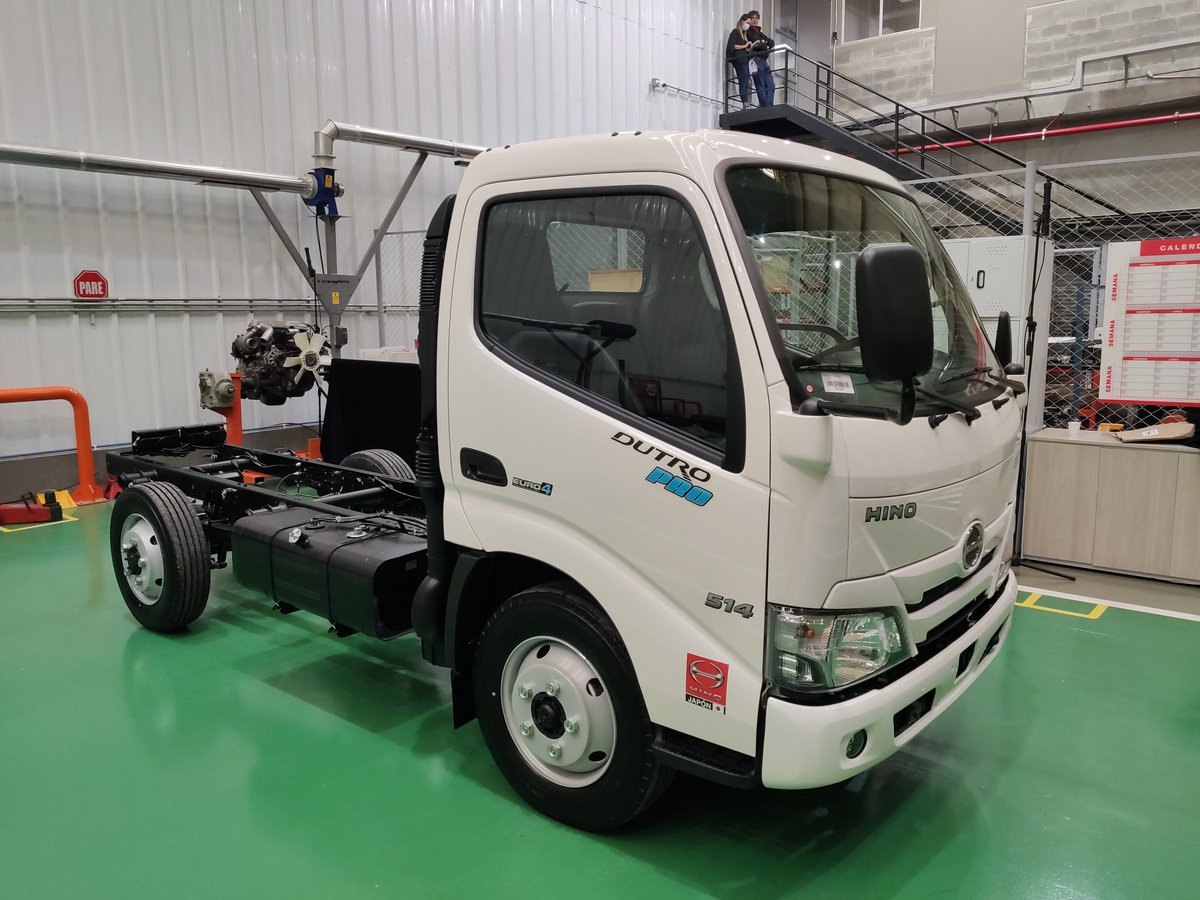 latinobus's tweet photo. #HinoConnect es el copiloto virtual de @HinoColombia que ayuda a que tu bus o camión #Hino sea más productivo, rentable y profesionalice al conductor, conoce más en:
https://t.co/onbz8mYefI
@AutoamericaSA @VehidieselC #SoporteTotal @HINOMOTORSUR https://t.co/4pRsr6k3QE