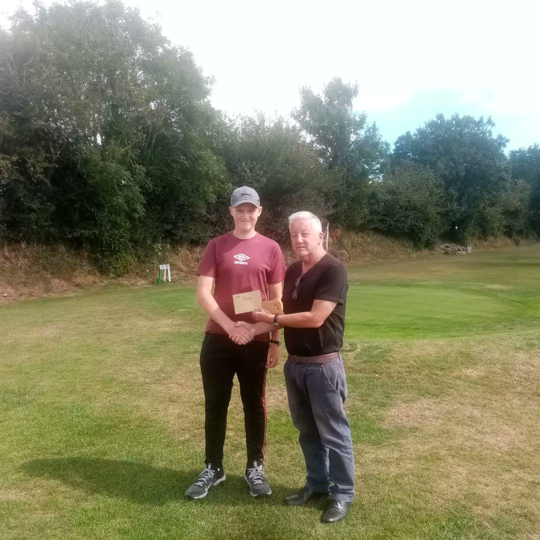junewalsh22's tweet photo. Winners of our juvenile competition this morning https://t.co/uyICSSRfns