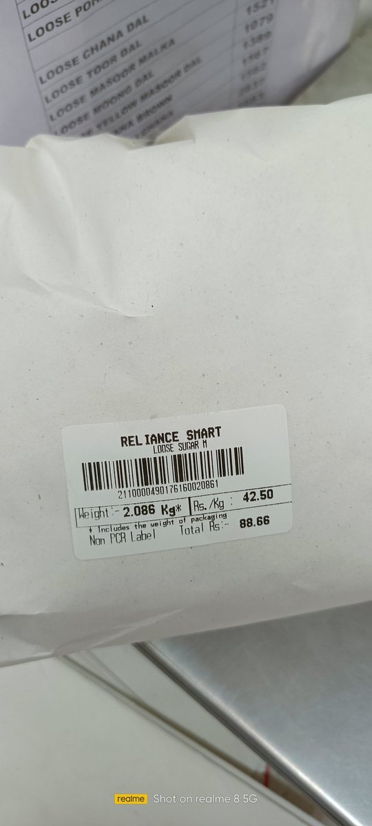 shahnawaz_69's tweet image. Price High than Price tag in Reliance Smart, Giridih #Reliancesmart @JioMart @JioMart_Support @RelianceFreshIN @