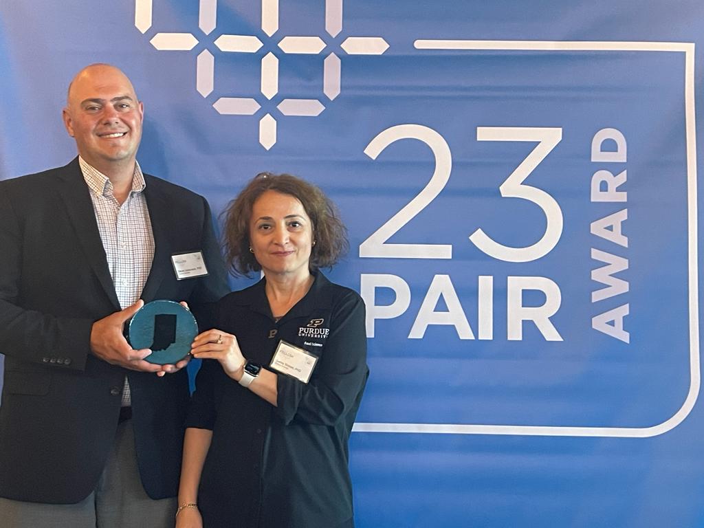 PurdueFoodSci's tweet photo. Congratulations to Dr. Steve Lindemann for being named a 2022 @BioCrossroads #23PAIR Fellow! This recognition program celebrates the next generation of life sciences leaders in Indiana. He was nominated by our Department Head, Dr. Senay Simsek. https://t.co/epq5M29ZBg