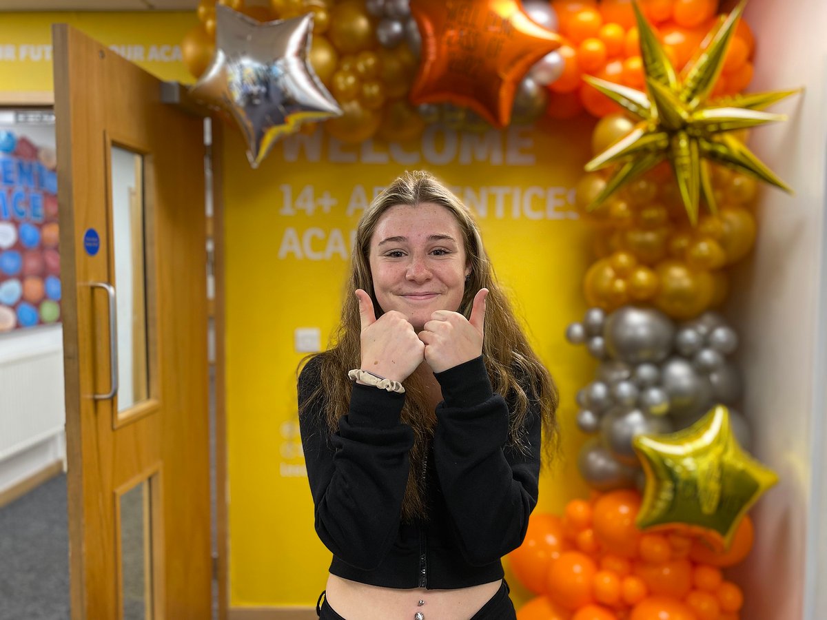leedscitycoll's tweet photo. A massive congratulations to all of our @LCC14AA students in receiving their GCSEs today. 

We're so pleased with the level of progress and confidence our students have developed during their time here.

#LeedsCityCollege #Leeds #GCSEs #Learning #ResultsDay2022 #GCSEResultsDay https://t.co/7waN2NzR5k