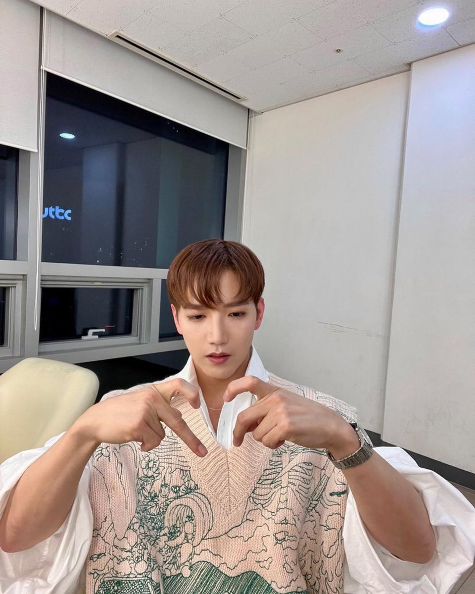 JunkayStreet's tweet photo. [real_2pmstagram] 220825

Kim Dajung, whose daily charm itself is also heartwarming🫶💗

#Handsome✨ #Cute💗 #GreatMC👍

https://t.co/i0PQr5IfrS
#Jun_K #준케이 #2PM https://t.co/HtaoGFYXJz