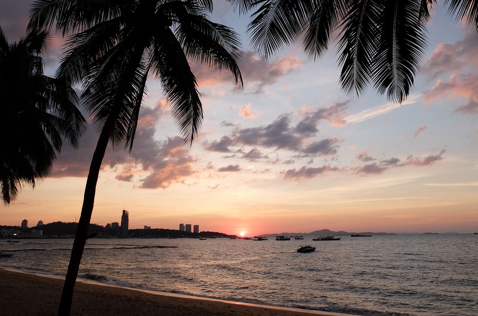 RandomAsia's tweet photo. Jomtien Beach is good for relax and not far from Bangkok👙🌊🌴✨📷💦 One day only 505 Baht
More details: https://t.co/vFgcI7llq4
#randomtravelasia #thailand #Pattaya #Jomtien #bikini #friends #beach #พัทยา #holidays https://t.co/BMOcIbdPHP