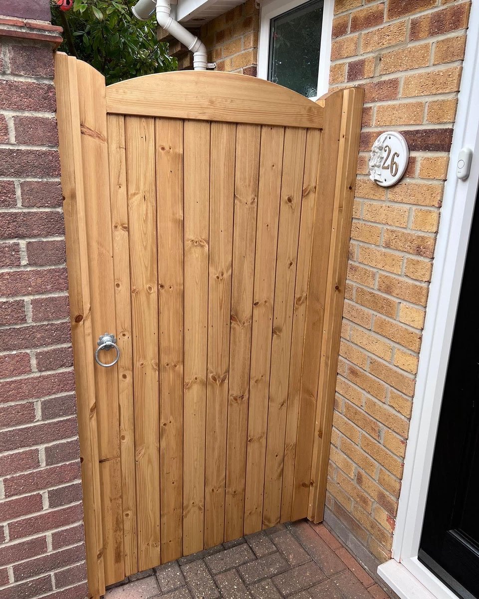 Wooden Gate Makers tweet media