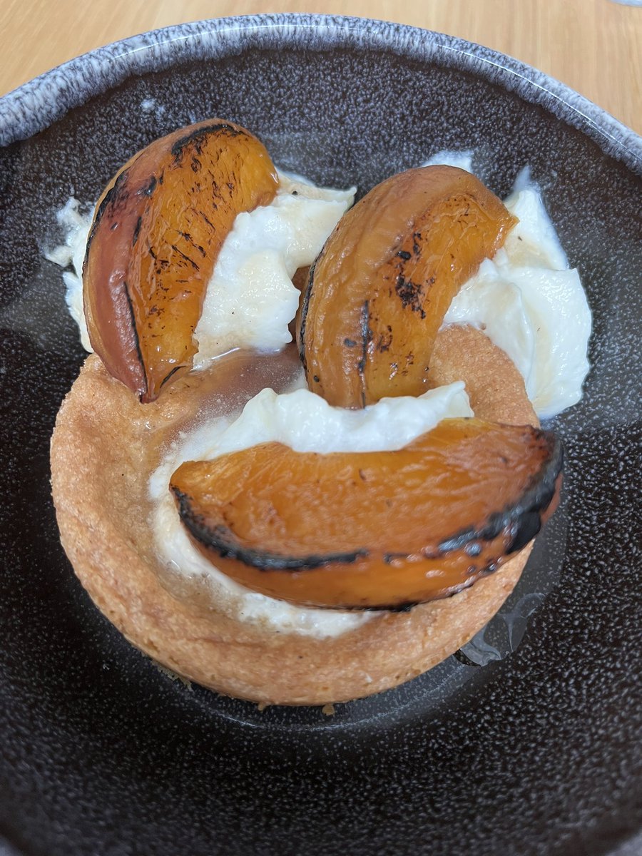 🍽 Toujours un plaisir de se régaler chez Sesame Restaurant &amp; Coffee-shop chez <a href="/mametours/">MAME</a> !

😋 Délicieuse pause déjeuner avec les #collègues, avant le tourbillon de septembre. 

#pause #déjeuner #mame #patrimoine