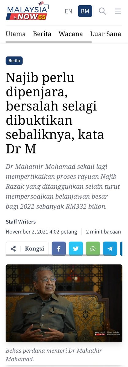 ismet_ulam's tweet photo. Mahathir yg berjuang penjarakan Najib pun, 

Tunggang simpati rakyat terhadap Najib.

Punya la 'tak releven' Najib ni ye dak? 🤣🤣🤣 https://t.co/rloFxPGzZu
