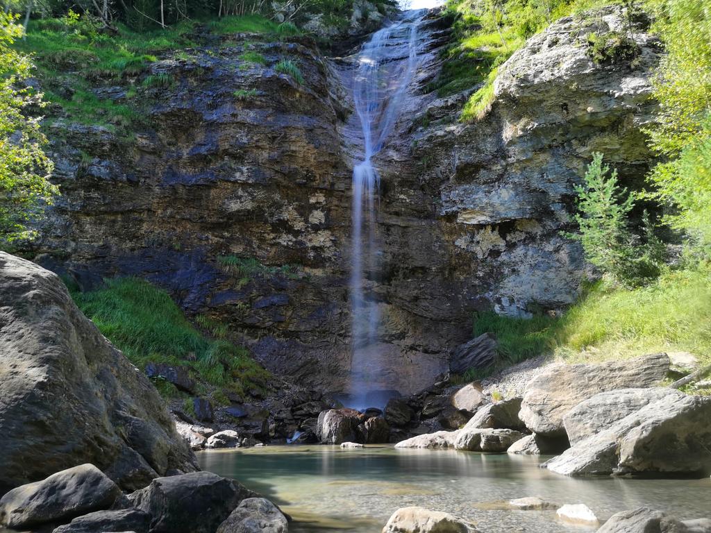meteoecovisual's tweet photo. #cascada de #murñez en el #valledepineta con #efectoseda

#huesca #aragon 
#pirineoaragones 
#Pirineo 
#pirineohuesca 
#lospirineos
#bielsa
#naturaleza #paisaje #paisajes
#rutasdesenderismo #senderismo #caminata #caminos
#escapadas #escapada #rutas
#parquenacionaldeordesa #pineta https://t.co/2gOAcrcEdp