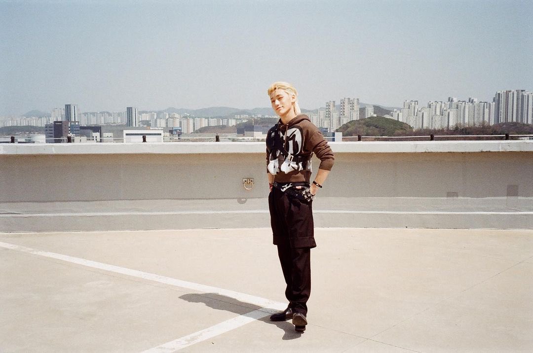 choisanarchive's tweet photo. [📷] coolness✨ + cuteness😗 = ?.jpg

san-ie who's good at doing both⛰️

#ATEEZ #에이티즈 #SAN #산 #최산 https://t.co/YlZyS1Gvbc