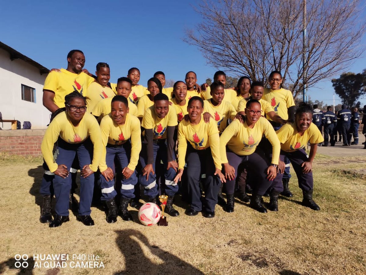 wo_fire's tweet photo. The Bethlehem WoF team’s female firefighters took part in the Women’s Month soccer tournament and finished off as second runners-up.
Well done!
#WomensMonth
#WOF_FS
#WomensMonth
#WOF_FS https://t.co/DU9uN0MVwo