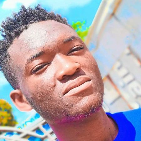 CephasOfficiel's tweet photo. #NouvellePhotoDeProfil #je #suis #trop #occupé à #m'occuper #de #mes #affaires https://t.co/Ndw8eFeN6C