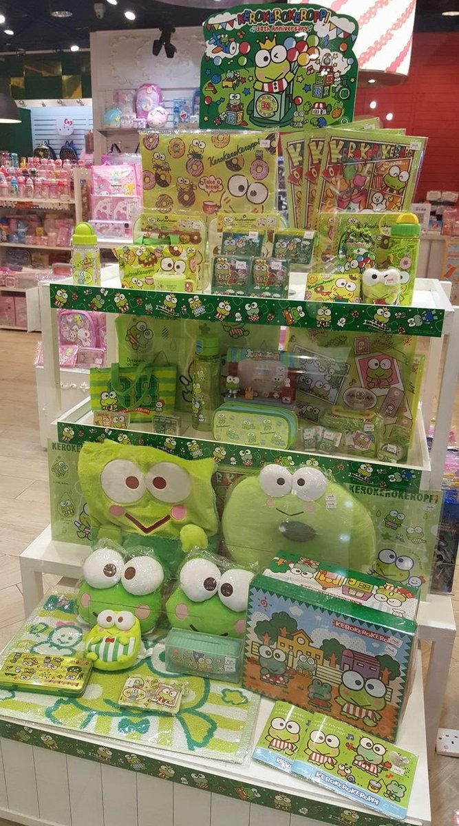 sanriodaily's tweet photo. who wants to go shopping in the kerropi section? 👉👈💫 https://t.co/bOHdPbE1af