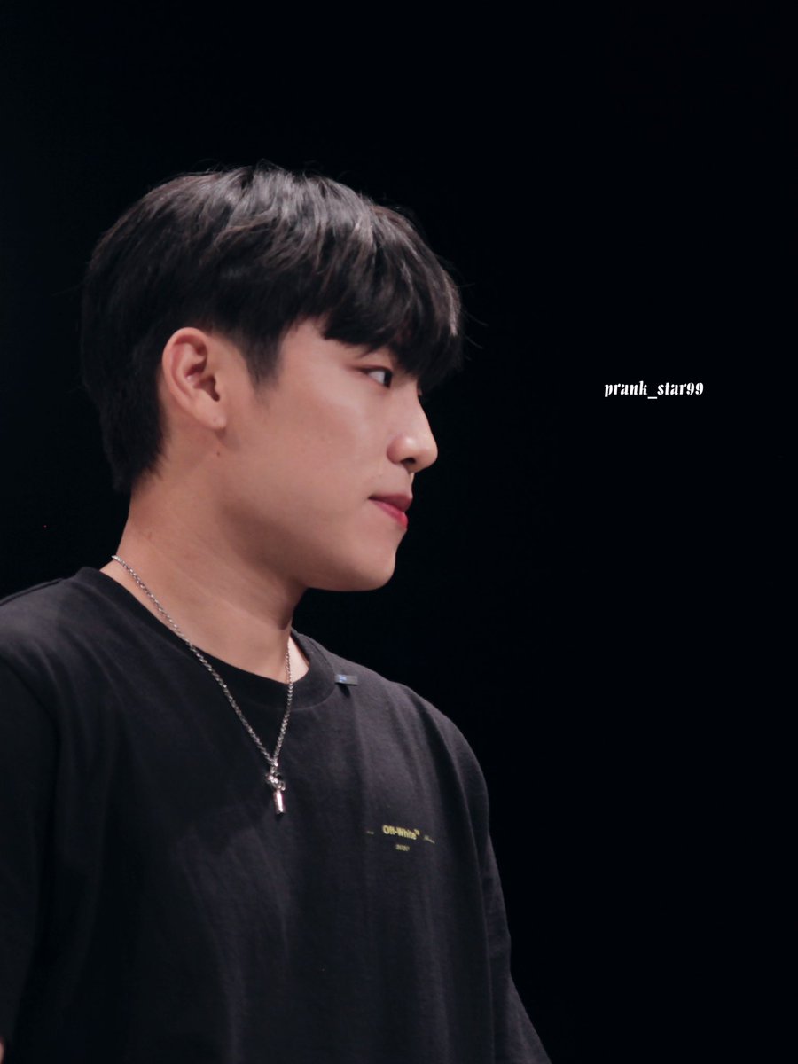 PRANK_STAR99's tweet photo. 220819 #AB6IX 🐦🐦🐦
일본 오사카 팬싸 大阪 サイン会

#박우진 #ウジン #PARKWOOJIN https://t.co/Ch0lm8fgZl