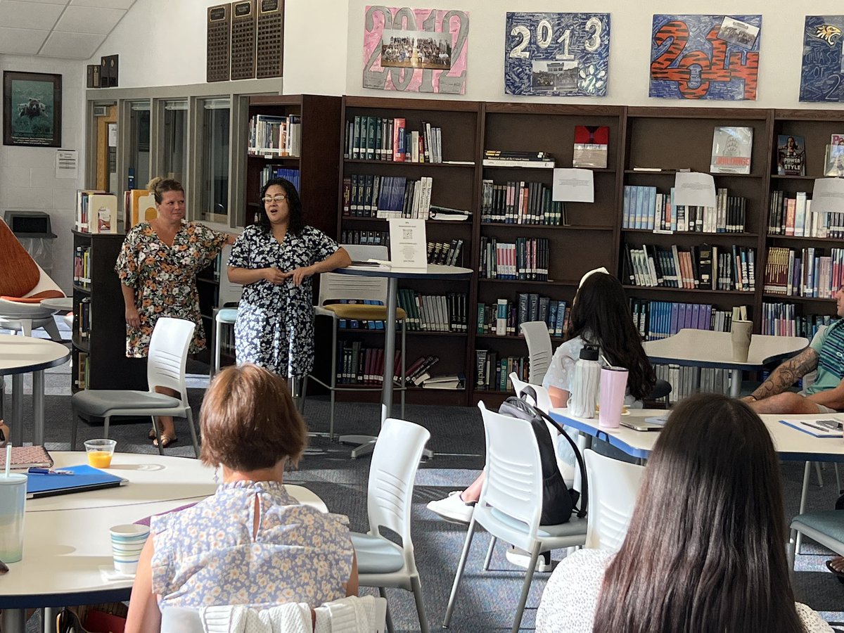 PutnamValleyCSD's tweet photo. Day 3 - New Staff Orientation included Q&A with Dr. Luft-Partnering with our parent resources-social media tips -and tabletop scenarios with our building principals. GREAT WORK! #PVRising @DrMPodestaMcD @mattmello56 @JackieLevinePV @jluft1 @44natalie https://t.co/wLEE6KqMPW