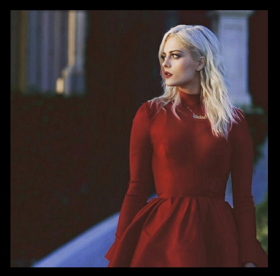 AzharMohammadO1's tweet photo. I'm good (Blue) is out tonight #releaseblueremix @BebeRexha @davidguetta #davidguetta #beberexha https://t.co/hftl9U4Ivv