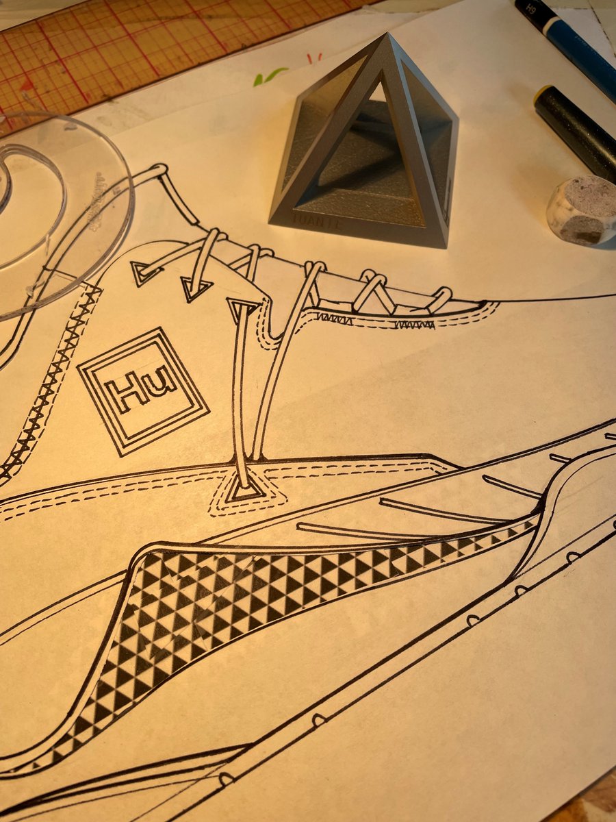 HumaniumMetal's tweet photo. How the 501 Alchemist NFT sneaker started... Sketches by its legendary creator Tuan Le. One of our biggest strengths is the brilliant people who share our strong belief in the world free from gun violence! #powerofart #NFTsnekaer #activist #endgunviolence #artchanges #peacemaker https://t.co/sBINFfgp2i