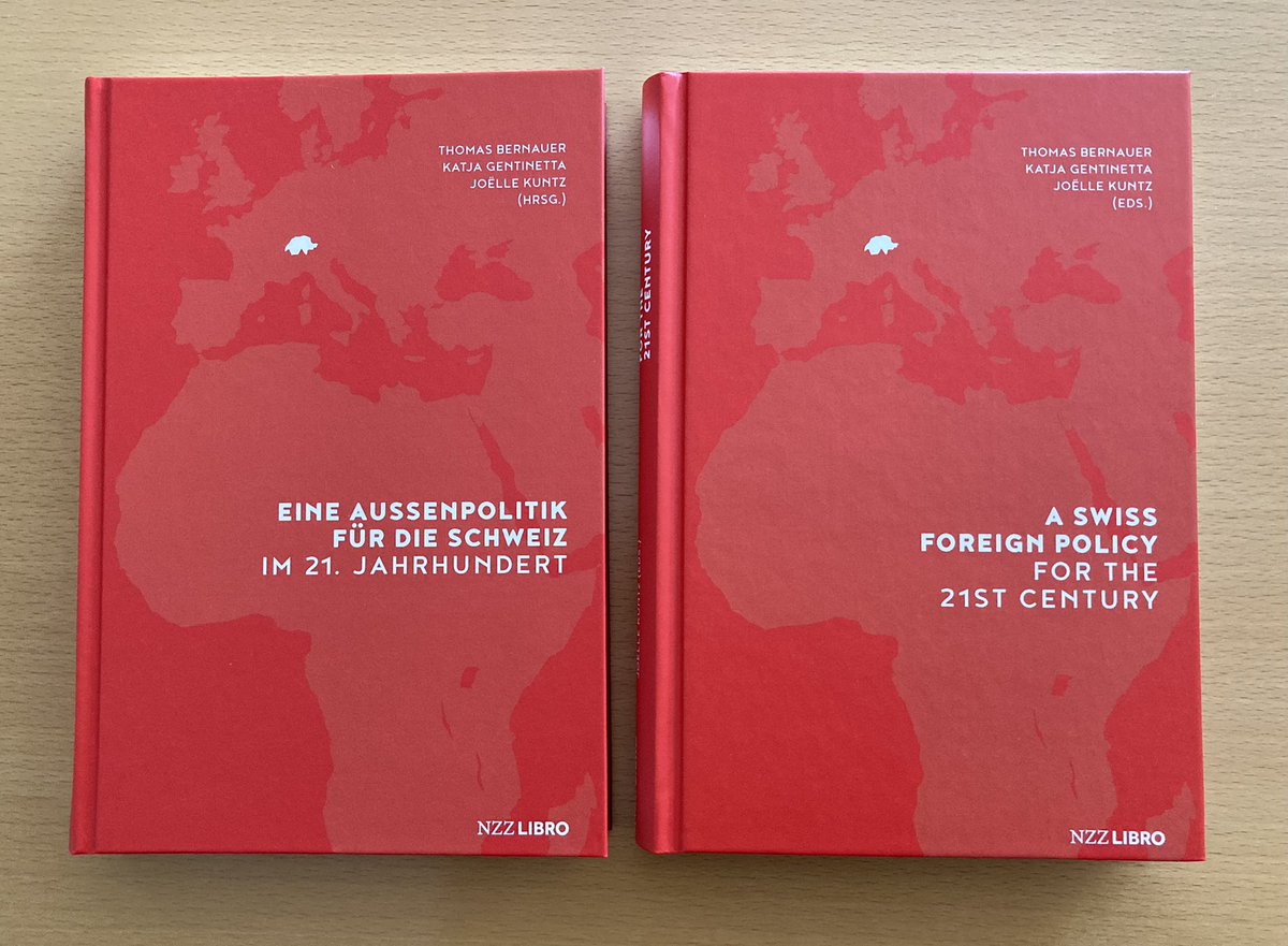 NZZLibro's tweet photo. «Eine Aussenpolitik für die Schweiz im 21. Jahrhundert» und «A Swiss Foreign Policy for the 21st Century» ist nun auf Deutsch und Englisch erhältlich.   #nzzlibro #aussenpolitik #schweiz #neutralität #migration #neuerscheinung #switzerland #swissforeignpolicy https://t.co/UWDTN0nM4l