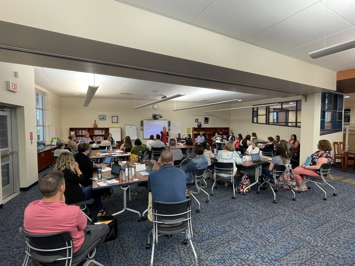 Elizabeth Brown tweet media