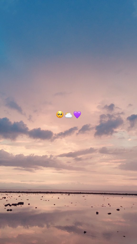 -𝙍- tweet media