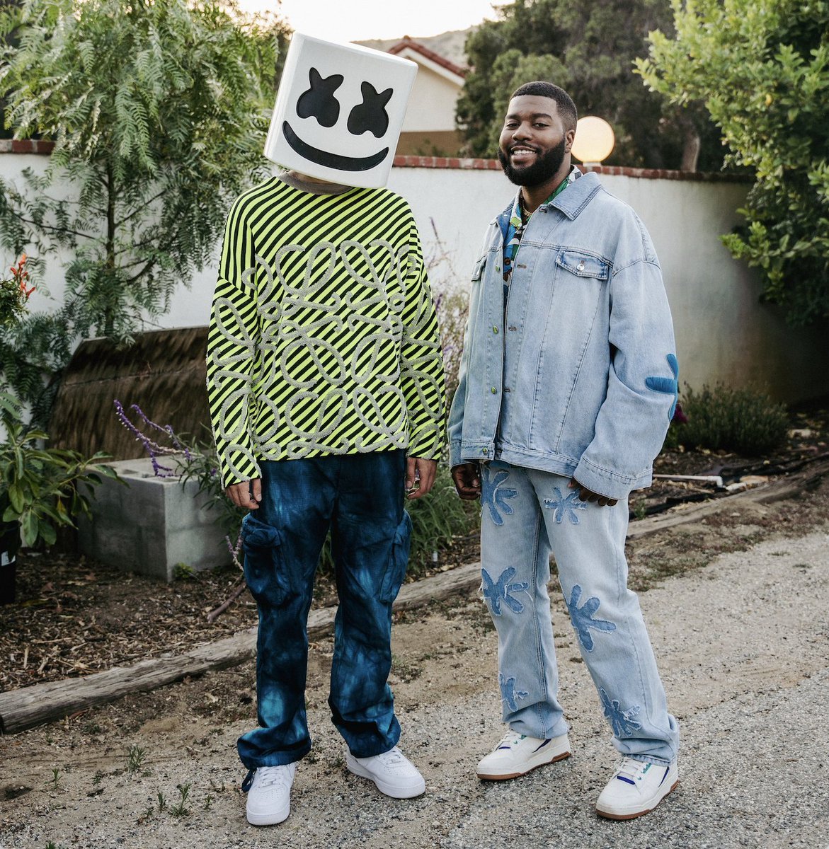 .@Marshmello is expected to release at midnight a new remix for the remix pack of the single "Numb", collaboration with @TheGreatKhalid. The new remix was made by <a href="/DJYukiMusic/">DJ YUKI</a> and is 2:34 minutes long, according to Spotify.