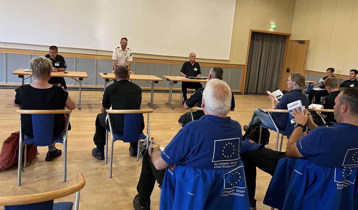 HELCOMInfo's tweet photo. German hosted the 3-day #BALEXDELTA exercise in Warnemünde, kicking off with successfully conducted, complex cooperation on Hazardous and Noxious Substances (HNS) response at sea. Many reasons to smile in the de-briefing😉 (2/3) https://t.co/LqPowAVJYq