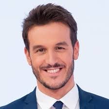 coraleleco's tweet photo. El Eco estará acompañado de una pequeña orquesta de cámara, y de Diego Losada, presentador de “En boca de todos“ de CuatroTV. https://t.co/AZhrACHIL3