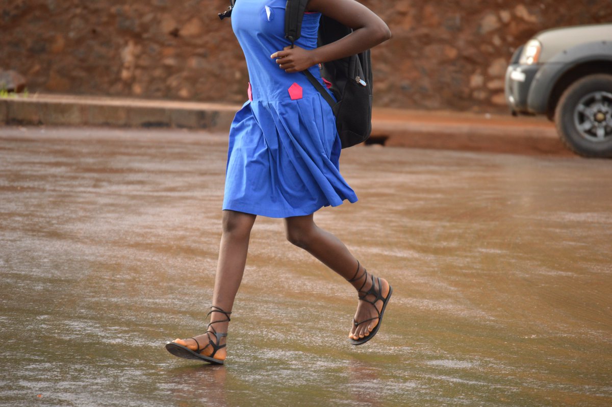 equalitynow's tweet image. We're glad to see the UN Special Rapporteur on Violence against Women join us and 130 other partners in issuing a statement in response to the death of 21-year-old Maseray who died in #SierraLeone as a result of FGM complications. #EndFGM 

Learn more: ohchr.org/en/press-relea…