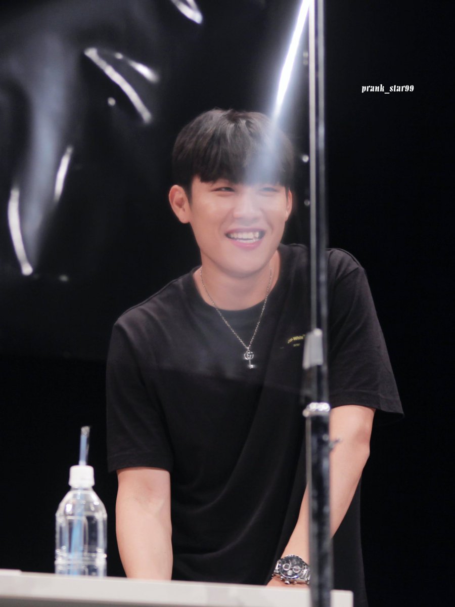 PRANK_STAR99's tweet photo. 220819 #AB6IX 
일본 오사카 팬싸 大阪 サイン会

귀여웡🐦🤍

#박우진 #ウジン #PARKWOOJIN https://t.co/HXWUfjpb5h