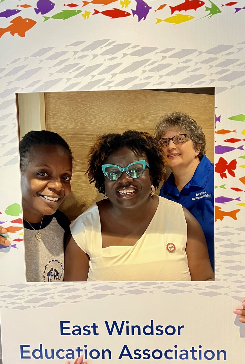 EWEAtweets's tweet photo. EWEA new members enjoyed a luncheon with the EWEA executive board, NJEA Vice President Steve Beatty and NJEA Treasurer Petal Robertson We are so happy to welcome these new members! https://t.co/bXSb6hBDUo