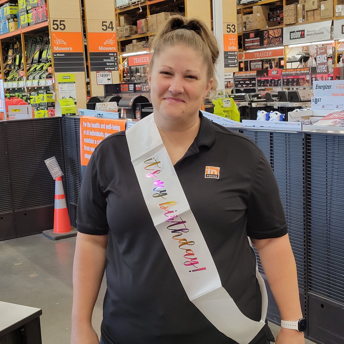 AdamRichardsn's tweet photo. Birthday girlllllll!!!!
@andrewschilli @MOriahD1977 @MDep26 @a_maggs @RendonNatallie @CampSweenScott https://t.co/WCFHbxKng8