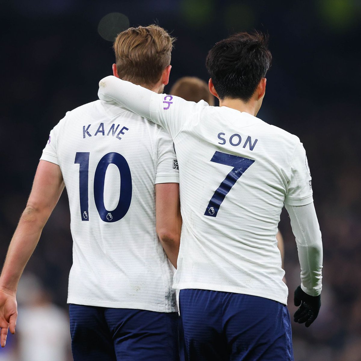 SurpriseShirts's tweet photo. If Harry Kane, Son or Perisic SCORE for Spurs against Nottingham Forest this afternoon, we'll giveaway a https://t.co/4LKMjpRTlz Mystery Box! 🏴󠁧󠁢󠁥󠁮󠁧󠁿🇰🇷🇭🇷

♻️ Retweet
✅ Follow us

That's all you need to do ⚽️ #NFOTOT https://t.co/GKuPFUW5ZX