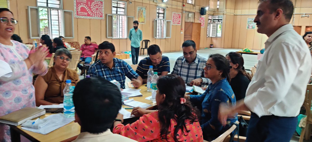 "Classroom practices to enhance learning outcomes"
<a href="/SCERT2021/">SCERT Delhi</a> की सभी आठों एक्टिविटीज 
mingle mingle, jigsaw, learning station, team pair solo, Fraier's model आदि पर गहन चर्चा।
जो बच्चों को सीखने में रूचि पैदा करने और उनको नए अनुभवों 
की तलाश करने में मददगार साबित होगी। <a href="/msisodia/">Manish Sisodia</a>