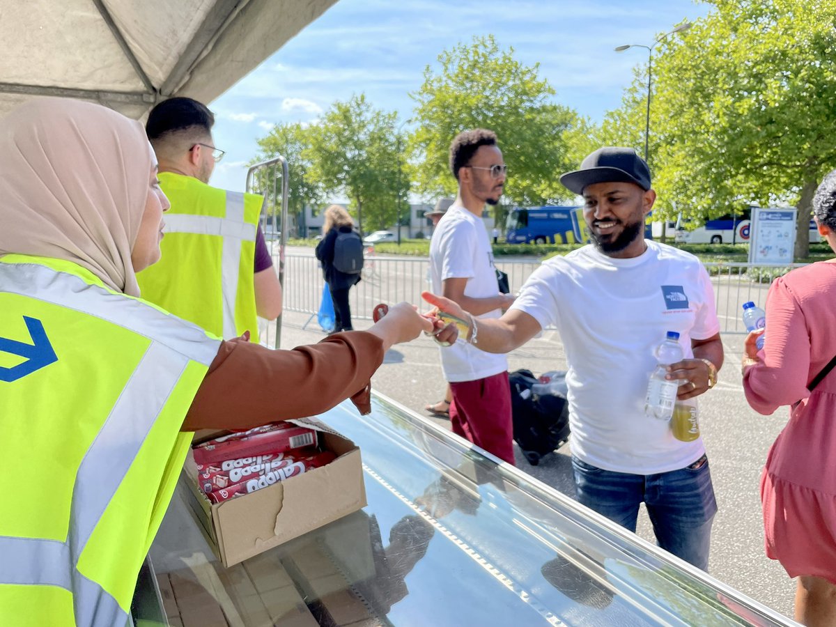 NS Stations tweet media