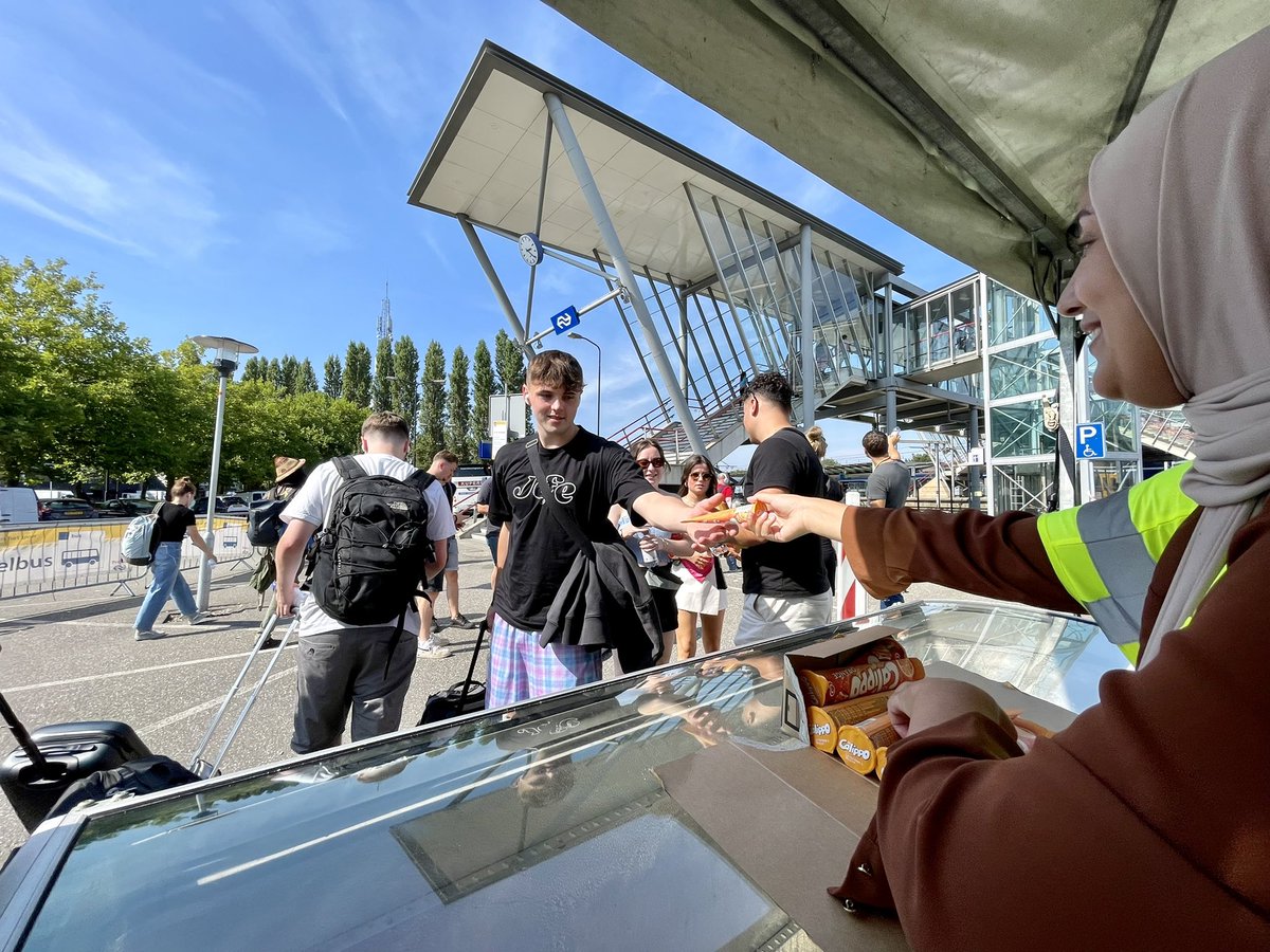 NS Stations tweet media