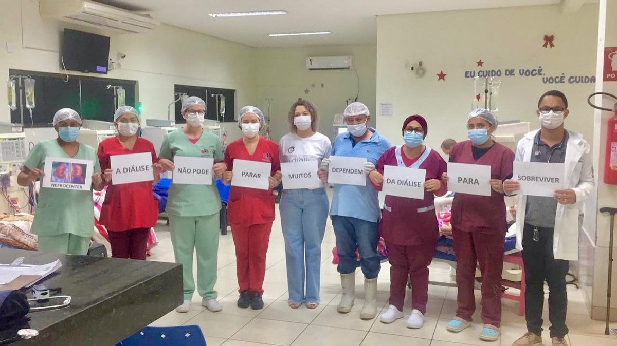 abcdt_dialise's tweet photo. Essa foto representa o espírito da campanha VIDAS IMPORTAM - todos unidos em prol da saúde! Nosso objetivo é ÚNICO - garantir a sobrevivência das clínicas para assegurar tratamento a milhares de pacientes e empregos gerados pelas clínicas de diálise.

#ADialiseNaoPodeParar! https://t.co/Bs6HC5CWKm